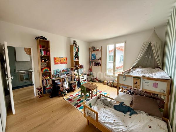LA GARENNE-COLOMBES - QUARTIER PLAISANCE | 3 PIECES TRAVERSANT | 62m² | CHARME & LUMINOSITE