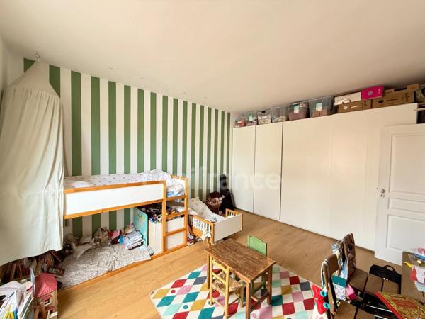 LA GARENNE-COLOMBES - QUARTIER PLAISANCE | 3 PIECES TRAVERSANT | 62m² | CHARME & LUMINOSITE