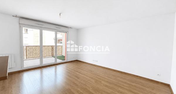 Location Appartement 3 pièces 64.1 m² - Lyon 69007