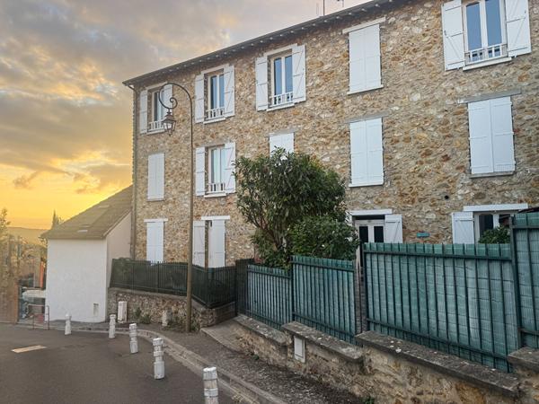 Appartement Triel Sur Seine 2 pièce(s) possible agrandissement