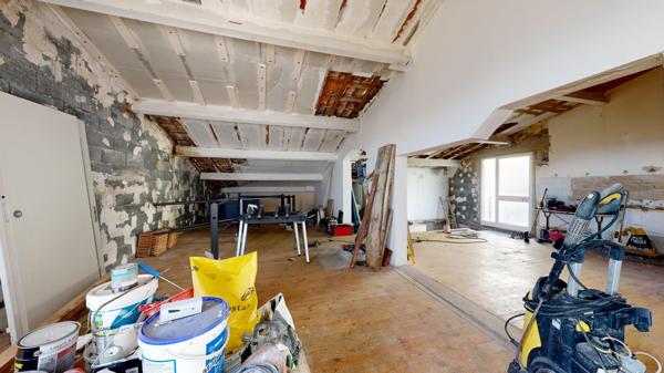 Revest-les-Roches (06830) Bâtisse 420 m², 19 pièces, à 30 min de Nice