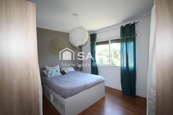 Maison avec jardin - 3 chambres - Bureau - Dépendances - Proche centre-ville