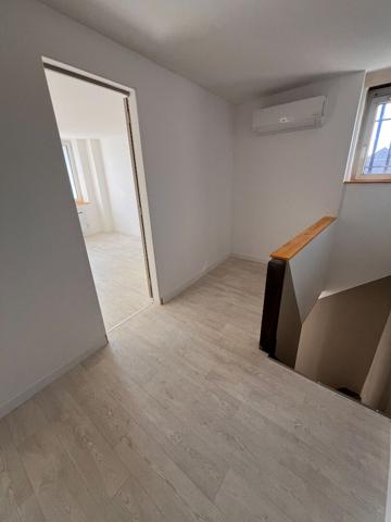 Maison 3 pièce(s) 77.51 m2