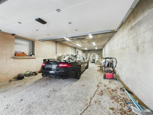 Vente Maison 9 pièces de 270m² - 38200 Vienne