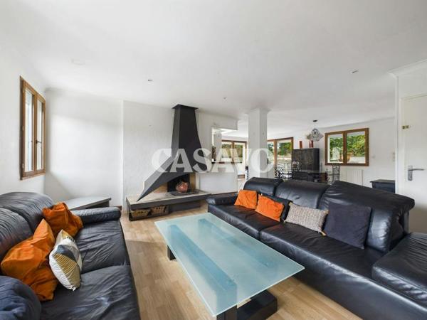 Vente Maison 9 pièces de 270m² - 38200 Vienne