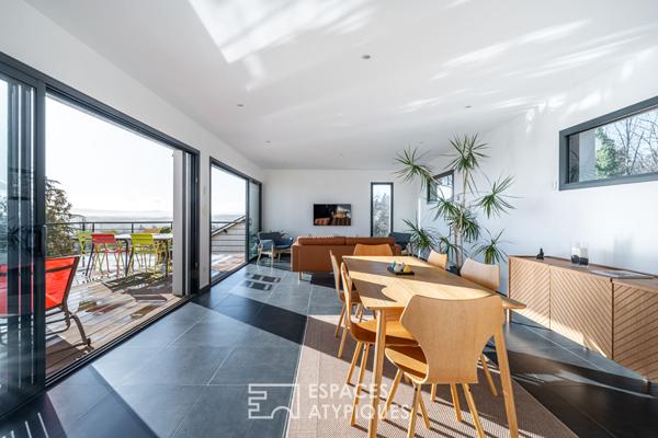 Maison contemporaine avec vue sur le Mont-Blanc