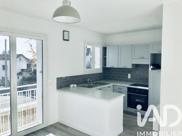 Location studio 25 m² Savigny-sur-Orge
