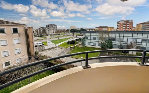 Appartement à vendre    3 pièces • 49,84 m2 Muret