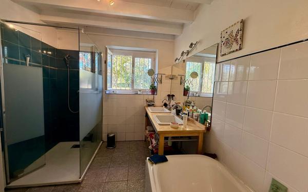 Maison à vendre    5 pièces •  Montfort-en-Chalosse