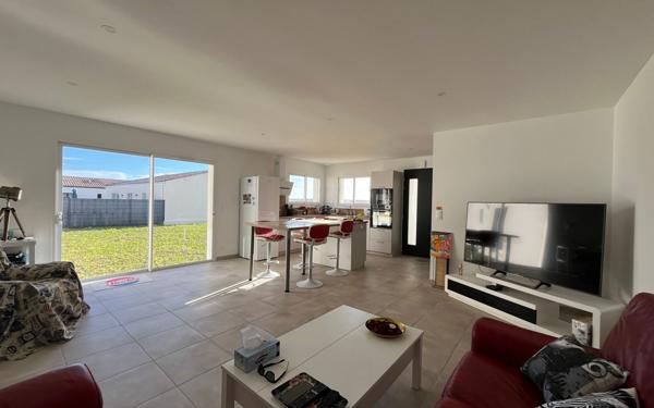 Maison à vendre    4 pièces • 98 m2 Semussac