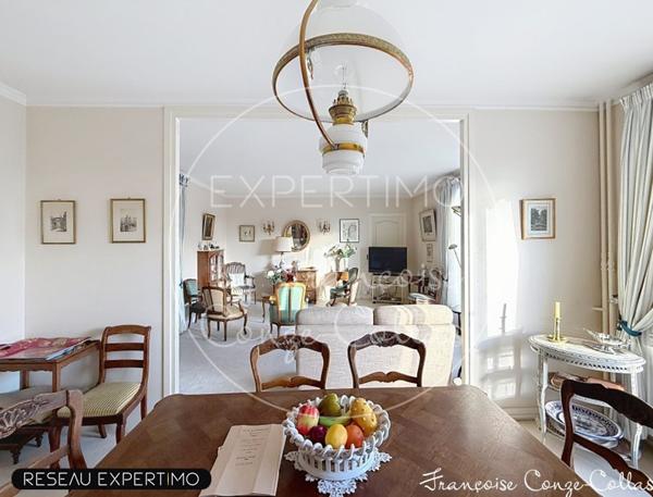 Versailles (78000) Grand appartement familial de 155m2 traversant 4/5 chambres