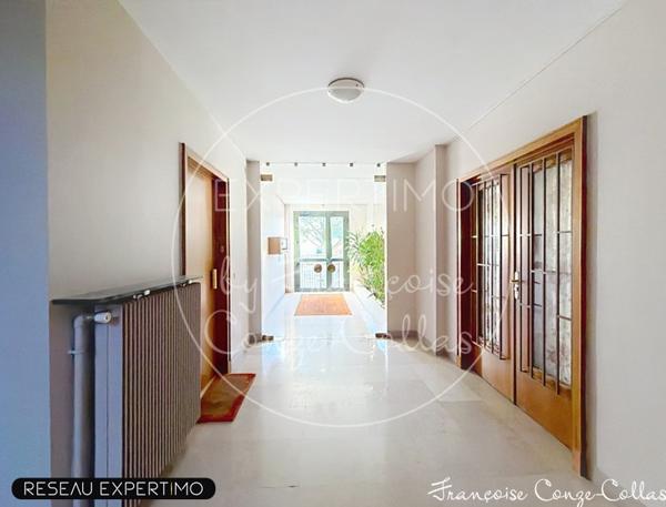 Versailles (78000) Grand appartement familial de 155m2 traversant 4/5 chambres