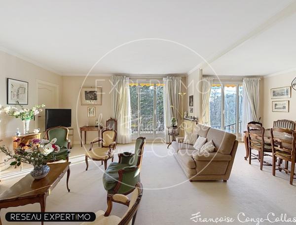 Versailles (78000) Grand appartement familial de 155m2 traversant 4/5 chambres