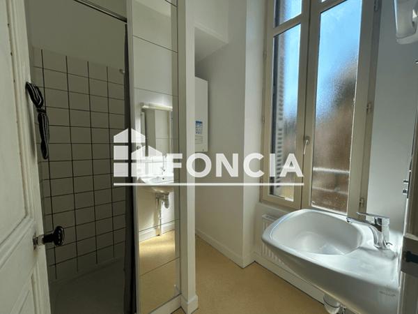 Location Appartement 3 pièces 52.37 m² - 14 16 RUE MAGENTA Poitiers 86000