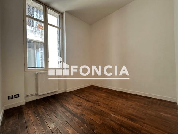 Location Appartement 3 pièces 52.37 m² - 14 16 RUE MAGENTA Poitiers 86000