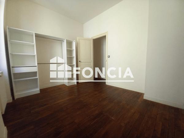 Location Appartement 3 pièces 52.37 m² - 14 16 RUE MAGENTA Poitiers 86000