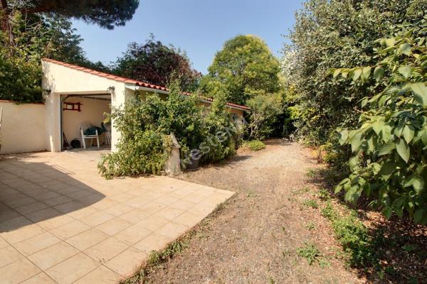 immeuble ensemble immobilier - toulousaine -composé de 3 lots hyper centre Fenouillet