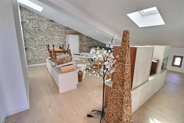 immeuble ensemble immobilier - toulousaine -composé de 3 lots hyper centre Fenouillet