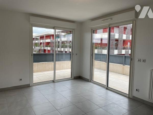 Appartement à vendre Juvignac 
Résidence de standing HELENIS avec piscine, ascenseur.