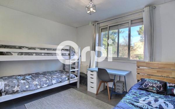 Appartement à vendre    5 pièces • 98 m2 Marseille 11