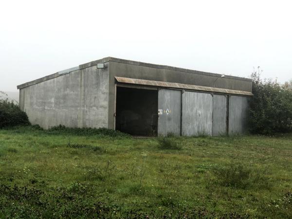 Ensemble immobilier à destination commerciale avec excellente visibilité