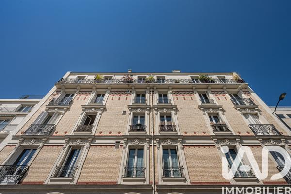 Appartement à vendre 5 pièces 111,56 m² Courbevoie
