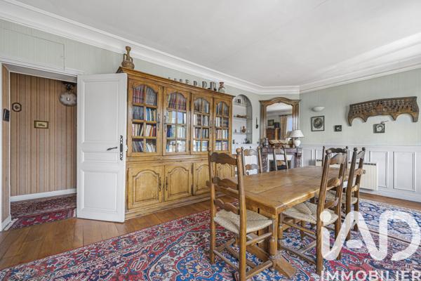 Appartement à vendre 5 pièces 111,56 m² Courbevoie