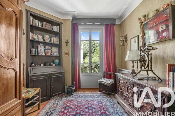 Appartement à vendre 5 pièces 111,56 m² Courbevoie
