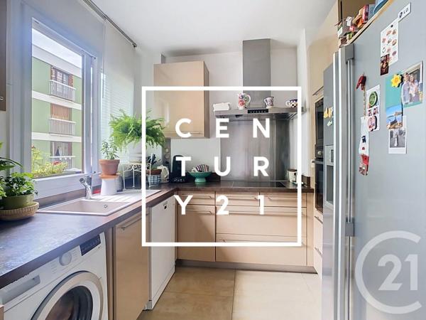 Appartement F4 à vendre  4 pièces - 96,16 m 2   MEUDON  - 92