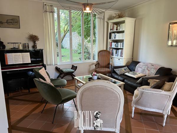 Maison 9 pièce(s) 7 chambre(s) 318 m²