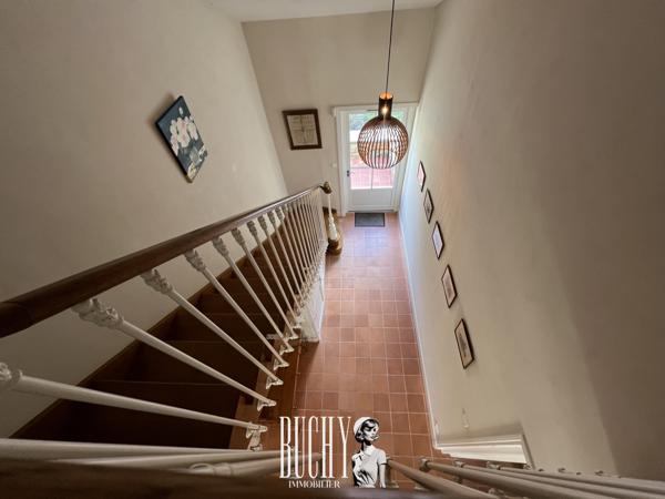 Maison 9 pièce(s) 7 chambre(s) 318 m²
