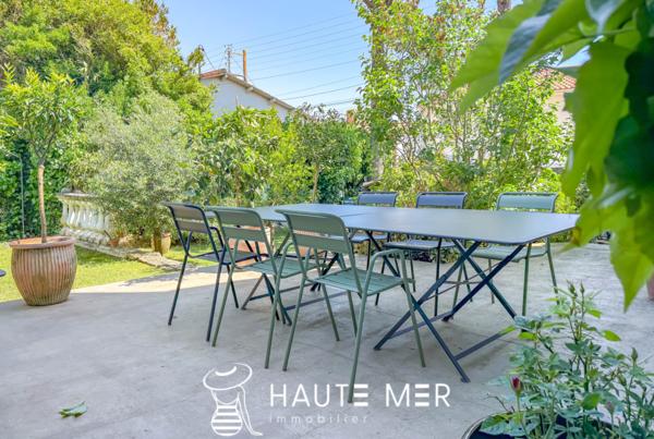 PARADIS – Villa d’armateur avec jardin proche de la plage et des commerces
