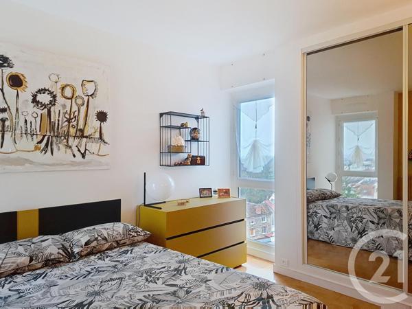 Appartement F3 à vendre  3 pièces - 73,52 m2 MELUN - 77