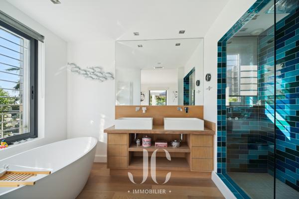 MAISON AVEC VUE MER