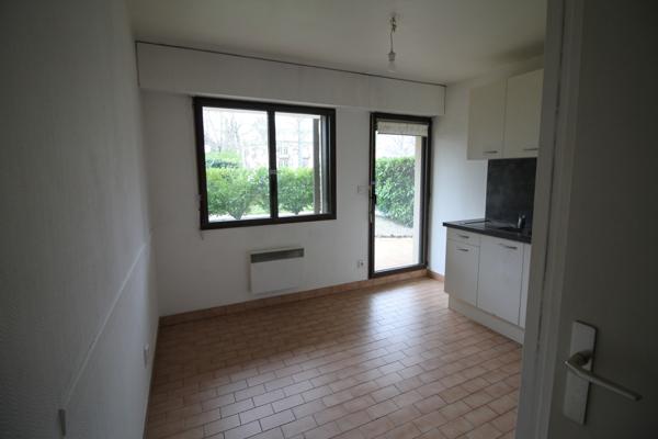 Appartement
                                                                                                                                                                                                                                                                                                                        2 pièce(s)                                                                                                                                                                                                          1 chambre(s)                                                                                                                                                                                                          51  m²
