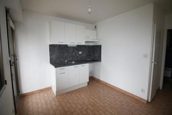 Appartement
                                                                                                                                                                                                                                                                                                                        2 pièce(s)                                                                                                                                                                                                          1 chambre(s)                                                                                                                                                                                                          51  m²