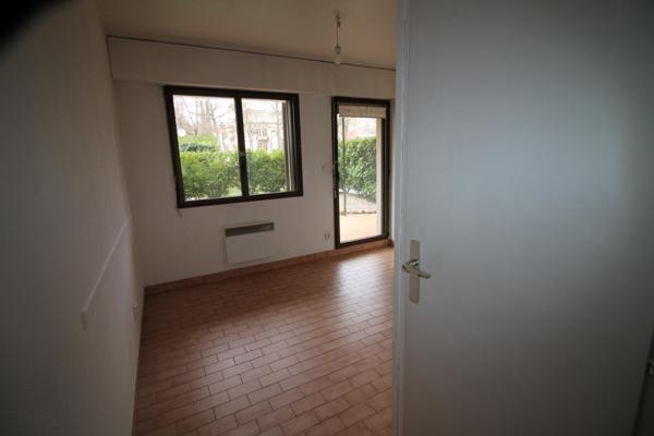 Appartement
                                                                                                                                                                                                                                                                                                                        2 pièce(s)                                                                                                                                                                                                          1 chambre(s)                                                                                                                                                                                                          51  m²