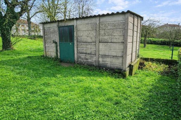 jolie maison à rénover avec un beau potentiel