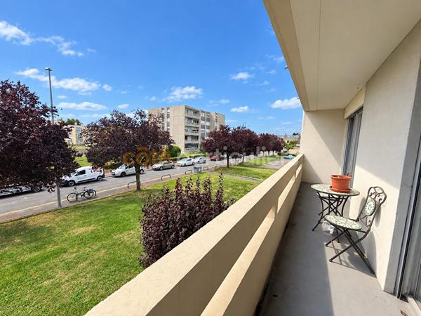 Vente
                Appartement48 m² - 2 Pièces -
                    CAEN (14000)