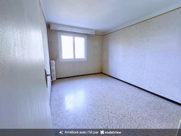 4 CHEMINS DES ROUTES T4 82m2 AVEC GARAGE ET CAVE