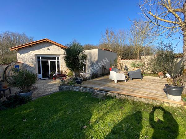 ROCHEFORT - 5 Minutes - MAISON au calme 3 pièces - 60 m² -2 chambres -Jardin paysagé