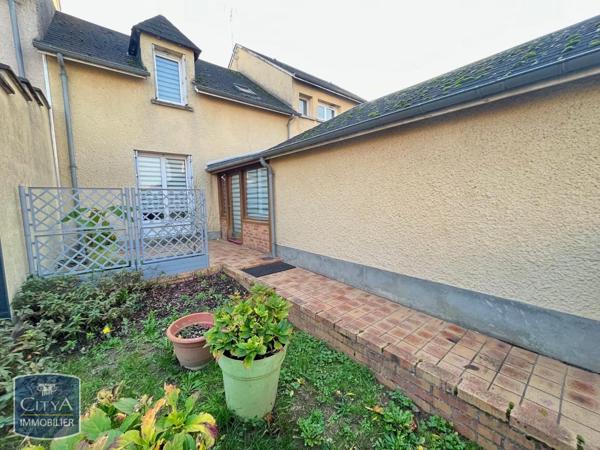 Maison à louer 5 pièces 86m² Bourges (18000)