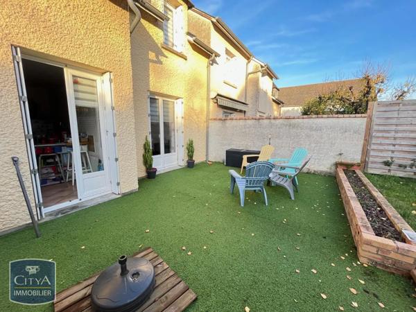 Maison à louer 5 pièces 86m² Bourges (18000)