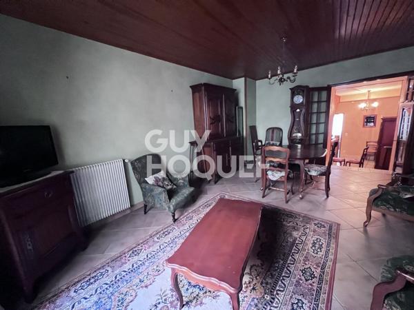 Maison de bourg à rénover au coeur de La Roche Blanche