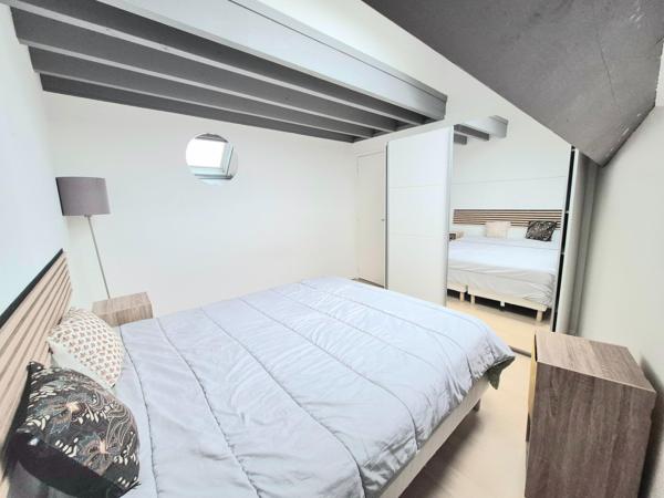 EN PLEIN CENTRE VILLE