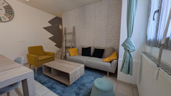 ACHAT - VENTE LAVAL - Appartement Type 2