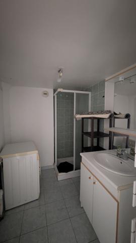 ACHAT - VENTE LAVAL - Appartement Type 2