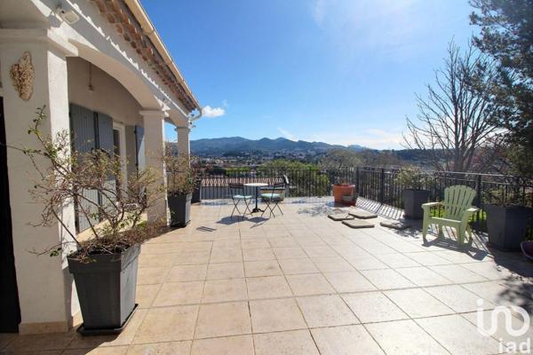 Maison à vendre 5 pièces 275 m² Plan-de-Cuques