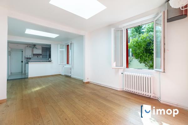 Maisonnette avec terrasse à 10 min des transports