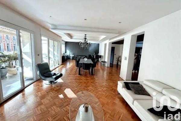Appartement à vendre 5 pièces 174 m² Marseille 8